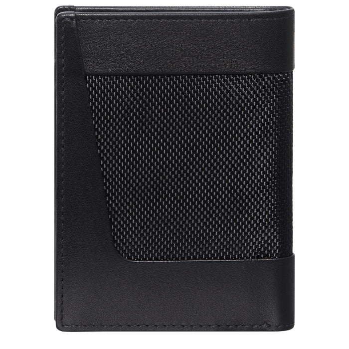 Piel y nailon reciclado